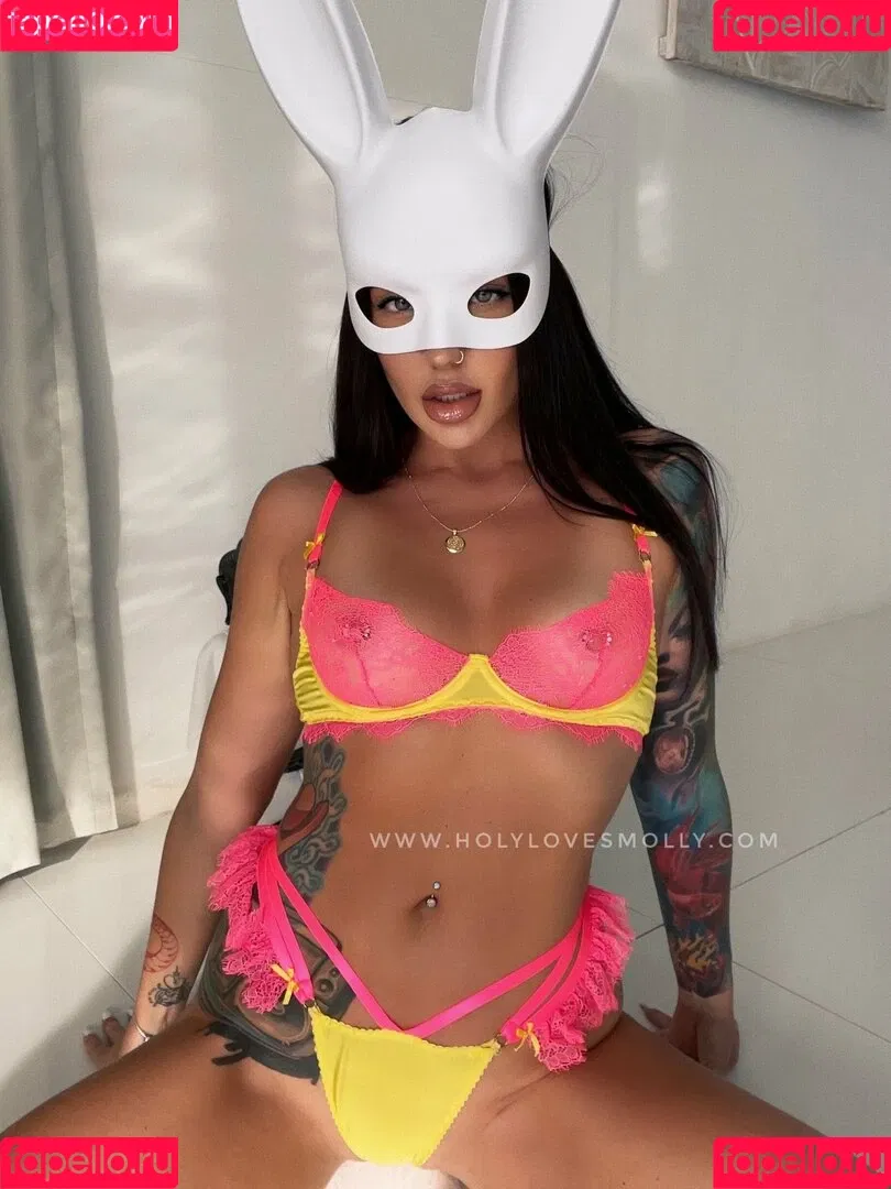 holylovesmolly / xmollyelise Onlyfans Photo Gallery 
