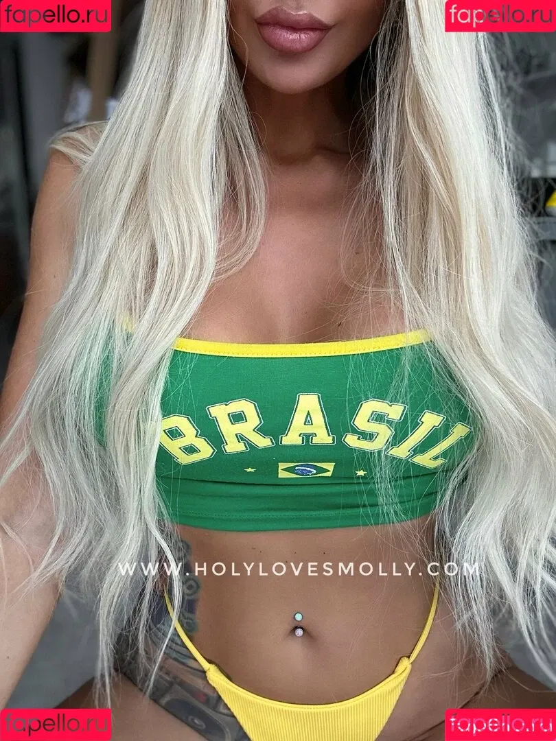 holylovesmolly / xmollyelise Onlyfans Photo Gallery 