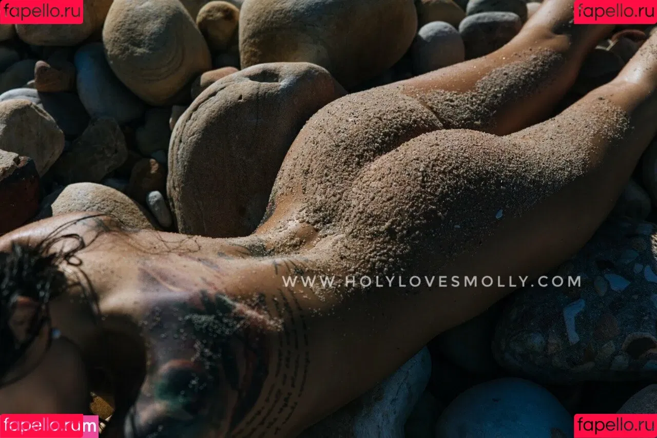 holylovesmolly / xmollyelise Onlyfans Photo Gallery 