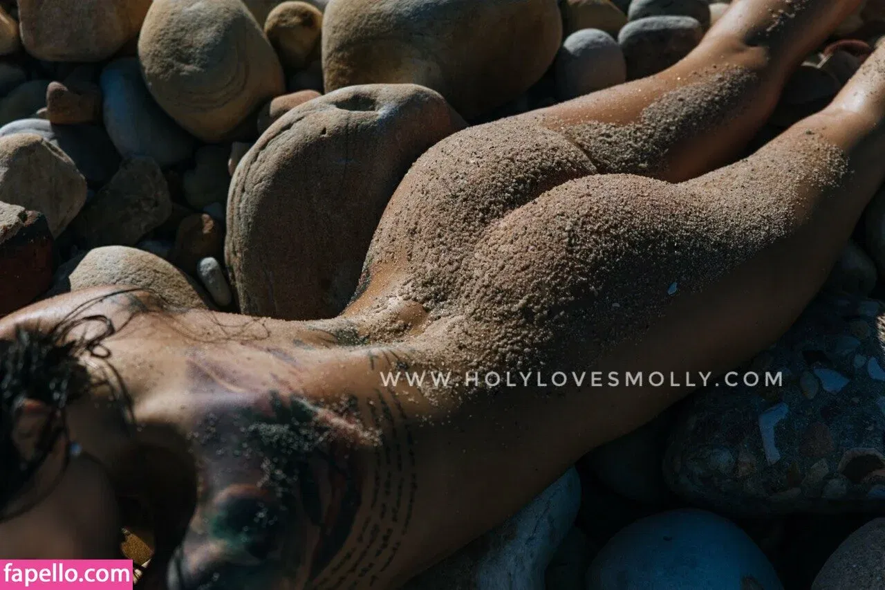 holylovesmolly / xmollyelise Onlyfans Photo Gallery 