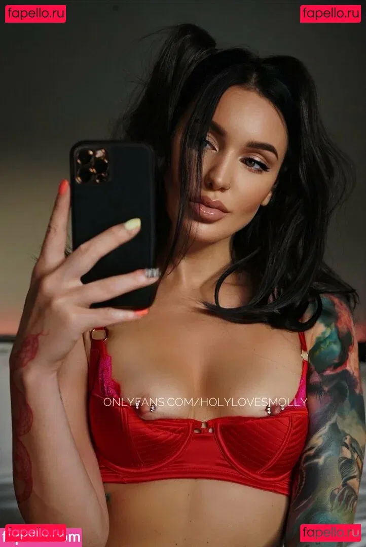 holylovesmolly / xmollyelise Onlyfans Photo Gallery 