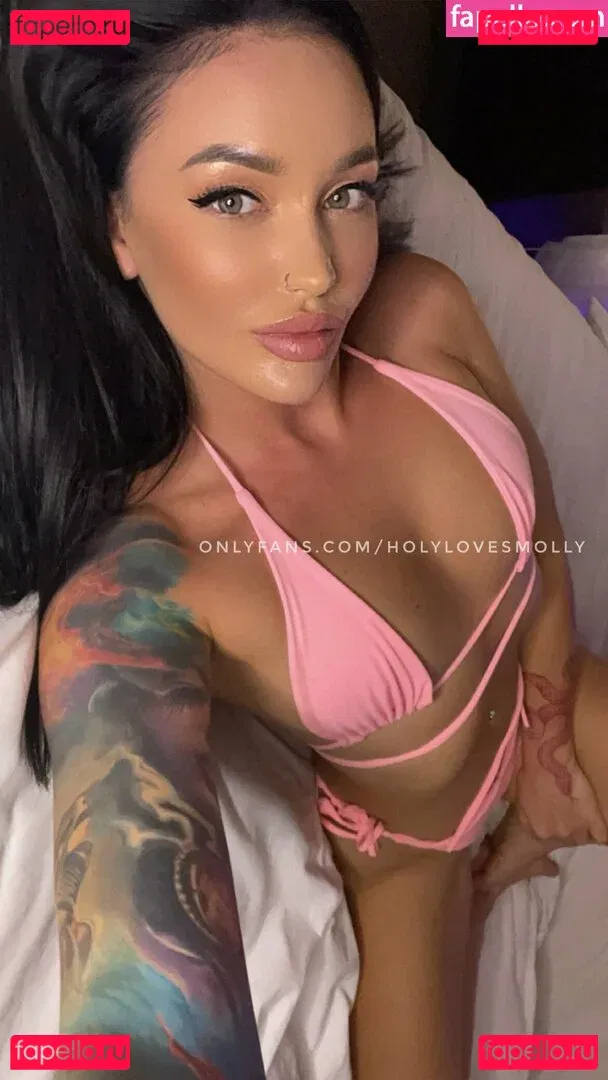 holylovesmolly / xmollyelise Onlyfans Photo Gallery 