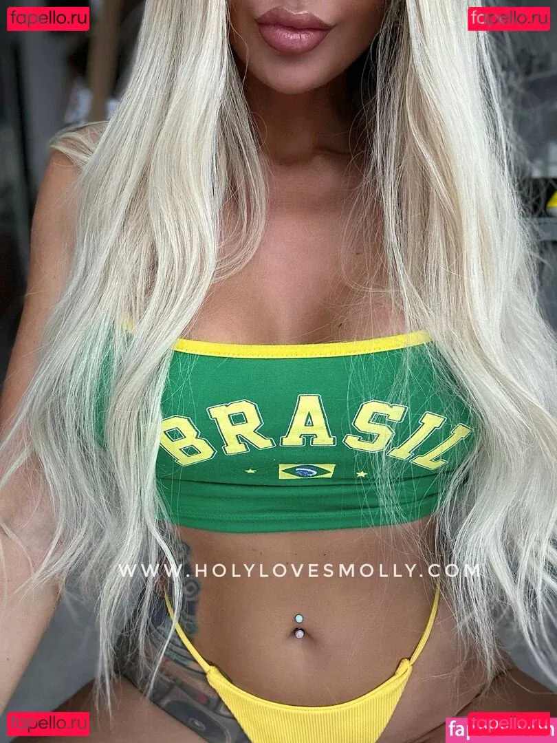 holylovesmolly / xmollyelise Onlyfans Photo Gallery 