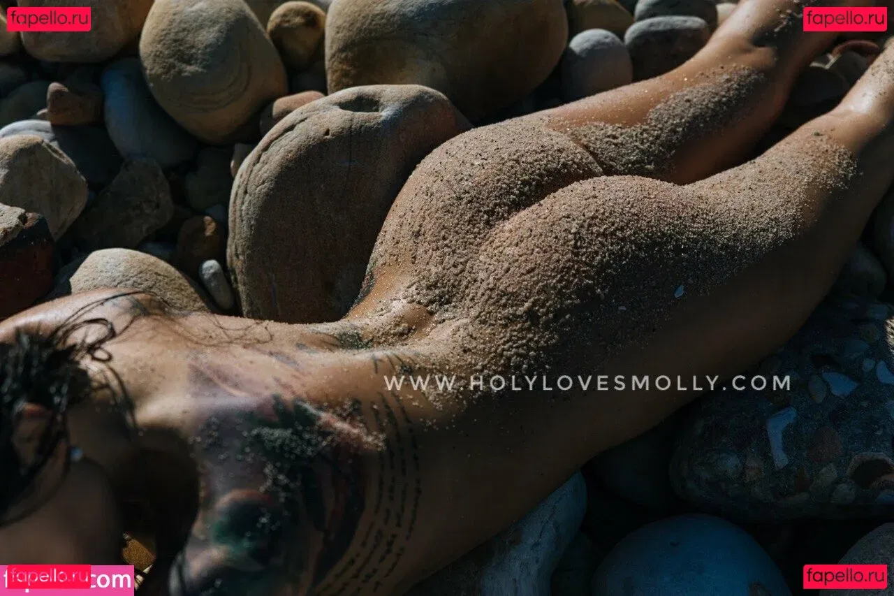 holylovesmolly / xmollyelise Onlyfans Photo Gallery 