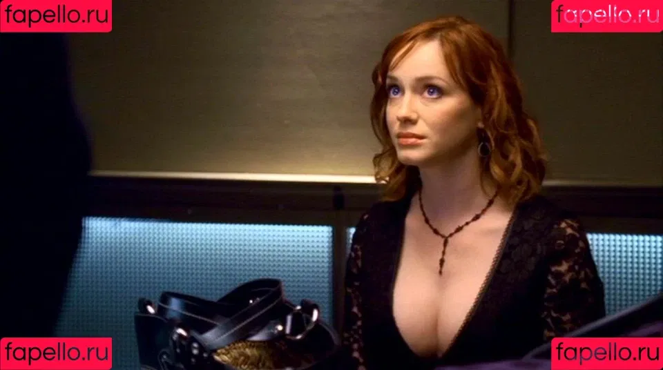 Christina Hendricks / actuallychristinahendricks Onlyfans Photo Gallery 