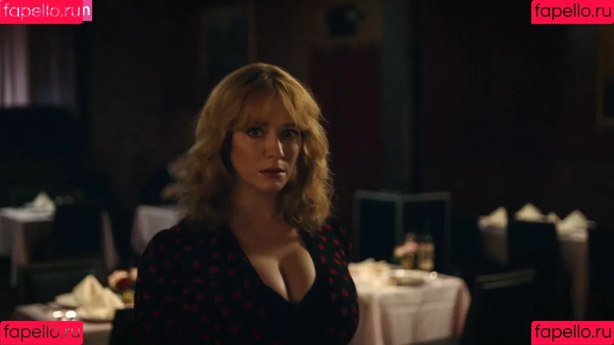 Christina Hendricks / actuallychristinahendricks Onlyfans Photo Gallery 
