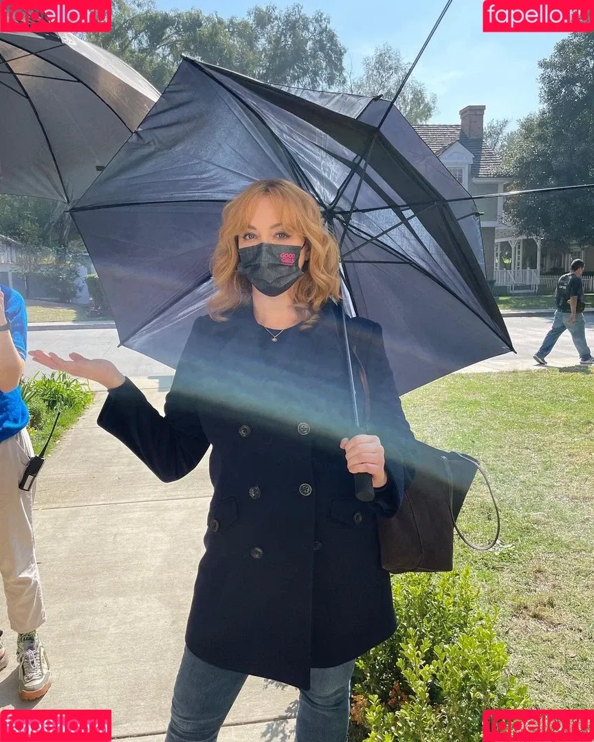Christina Hendricks / actuallychristinahendricks Onlyfans Photo Gallery 