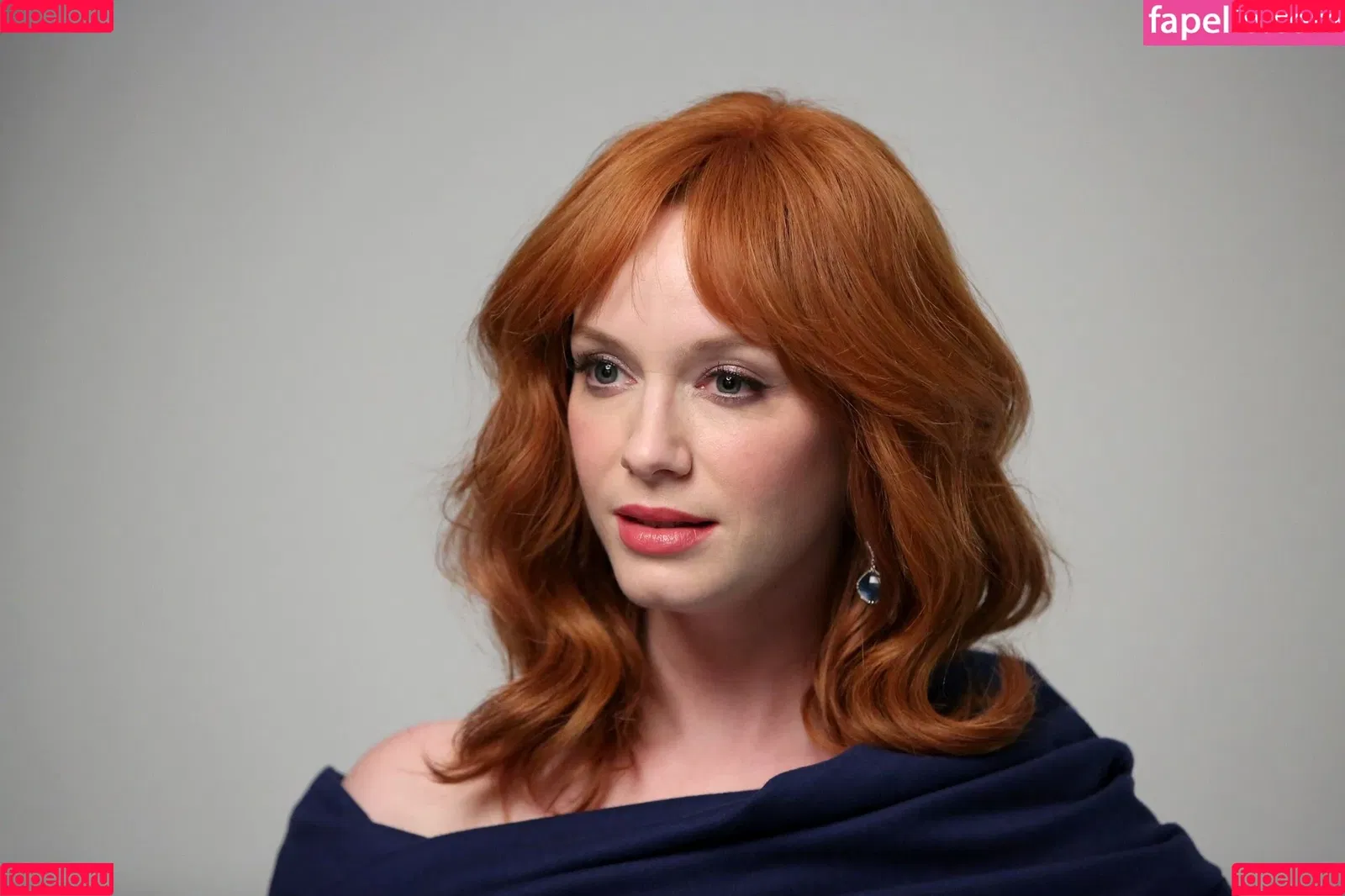 Christina Hendricks / actuallychristinahendricks Onlyfans Photo Gallery 