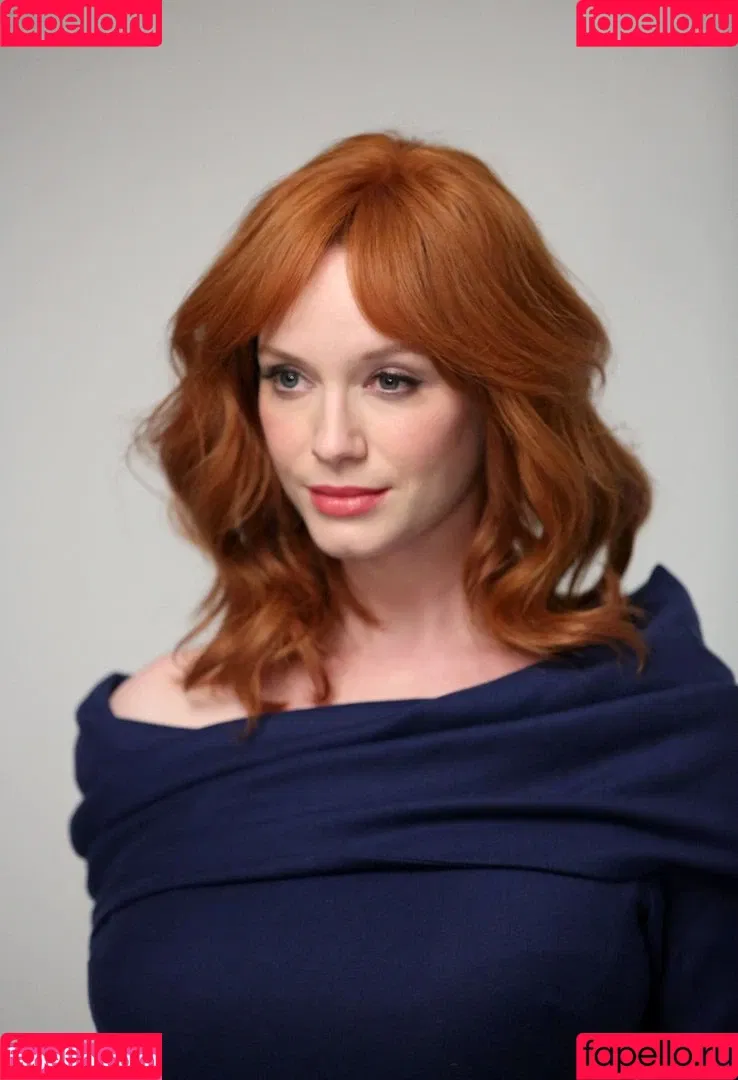 Christina Hendricks / actuallychristinahendricks Onlyfans Photo Gallery 