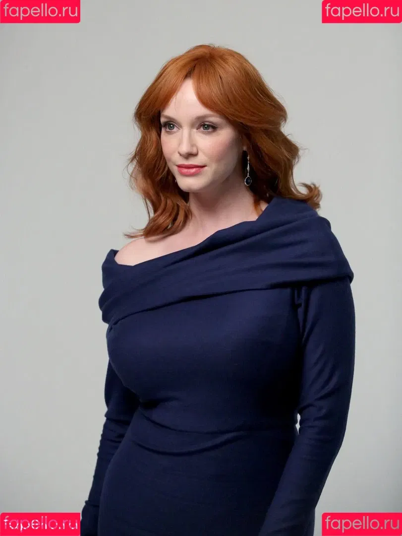 Christina Hendricks / actuallychristinahendricks Onlyfans Photo Gallery 