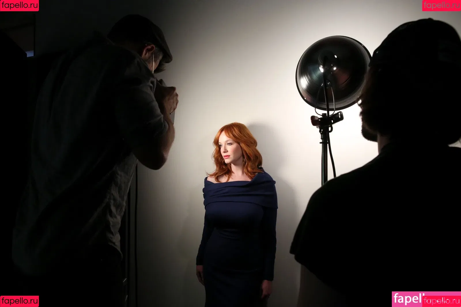 Christina Hendricks / actuallychristinahendricks Onlyfans Photo Gallery 