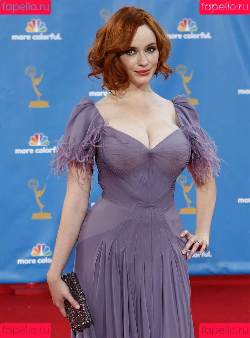 Christina Hendricks / actuallychristinahendricks Onlyfans Photo Gallery 