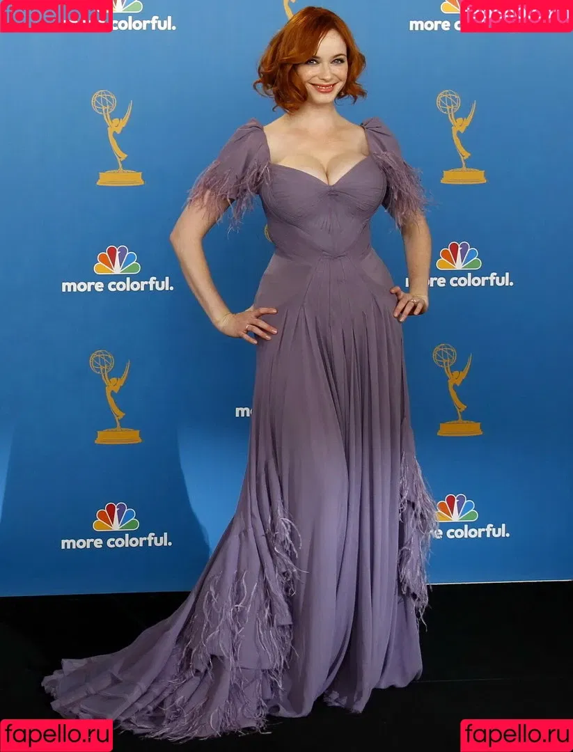 Christina Hendricks / actuallychristinahendricks Onlyfans Photo Gallery 