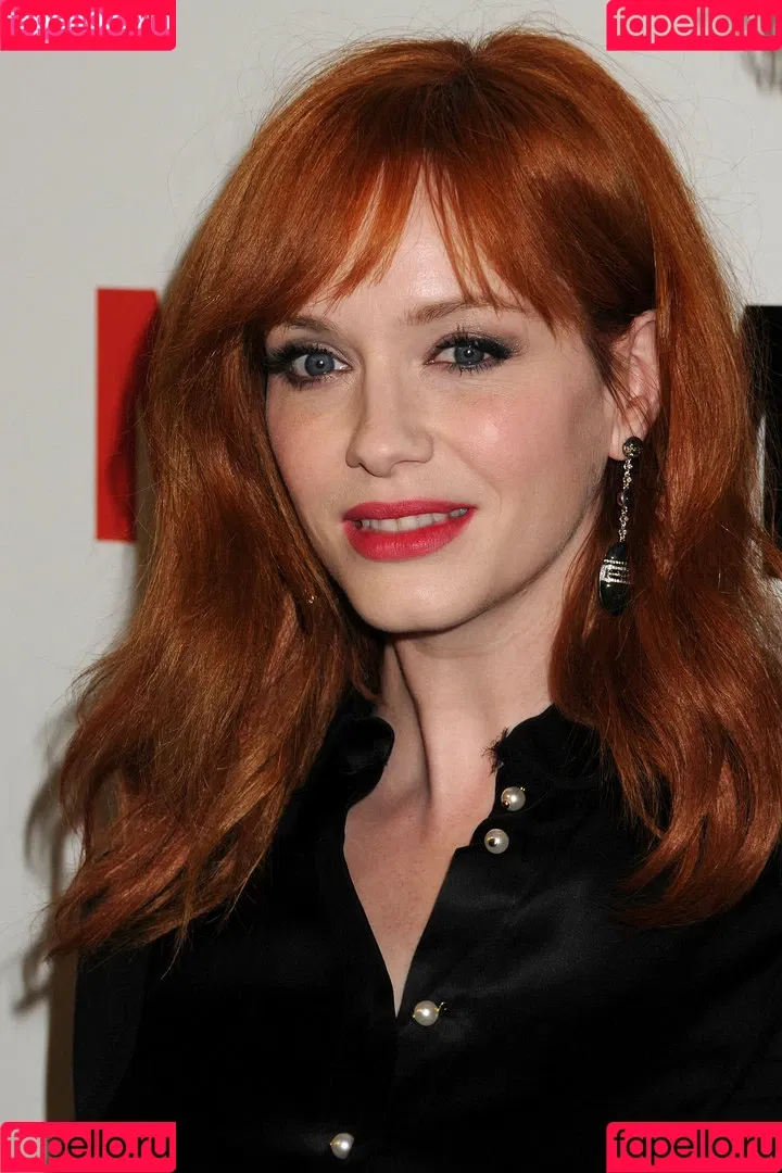 Christina Hendricks / actuallychristinahendricks Onlyfans Photo Gallery 