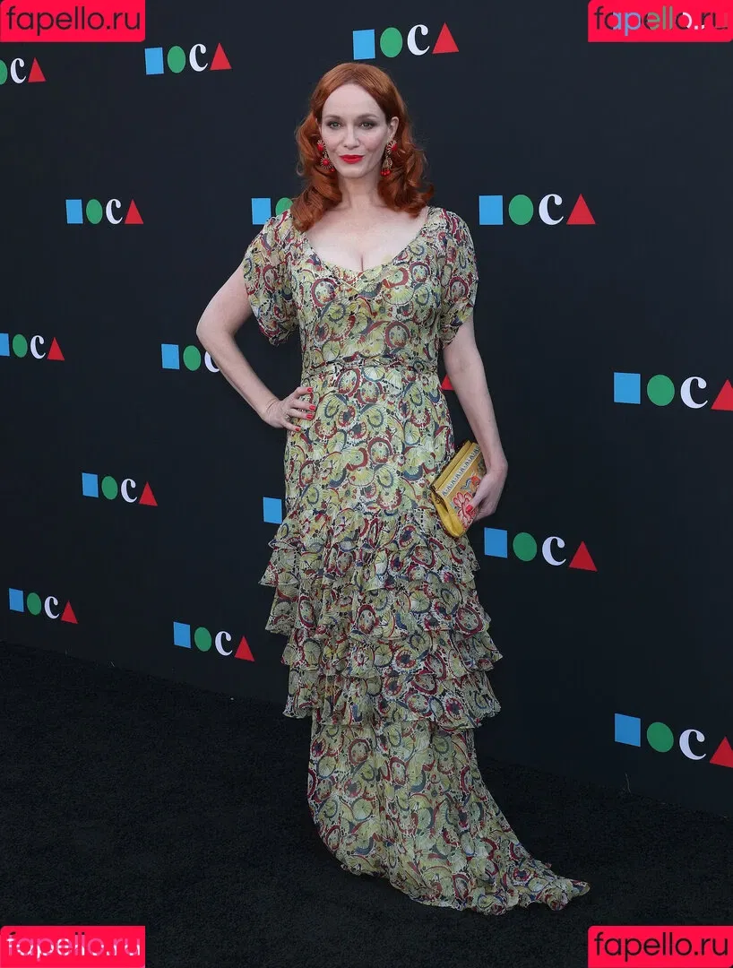 Christina Hendricks / actuallychristinahendricks Onlyfans Photo Gallery 