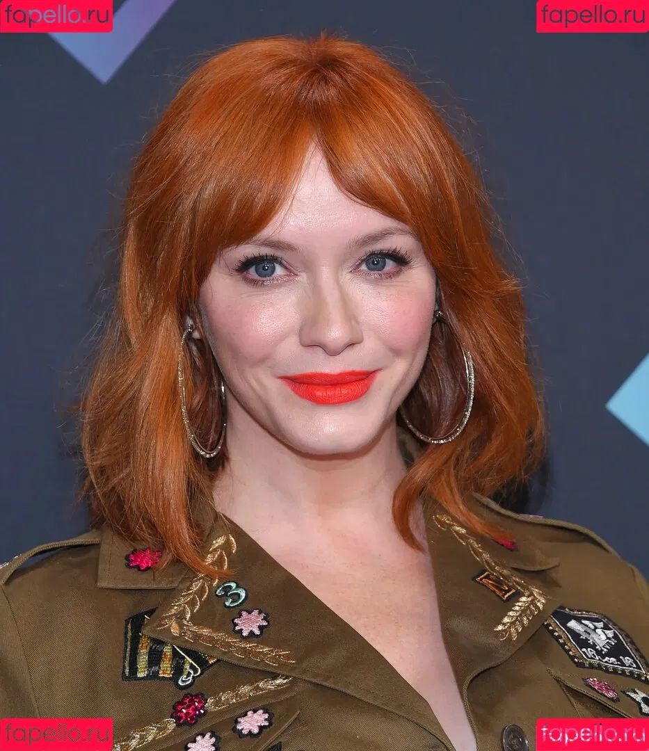 Christina Hendricks / actuallychristinahendricks Onlyfans Photo Gallery 