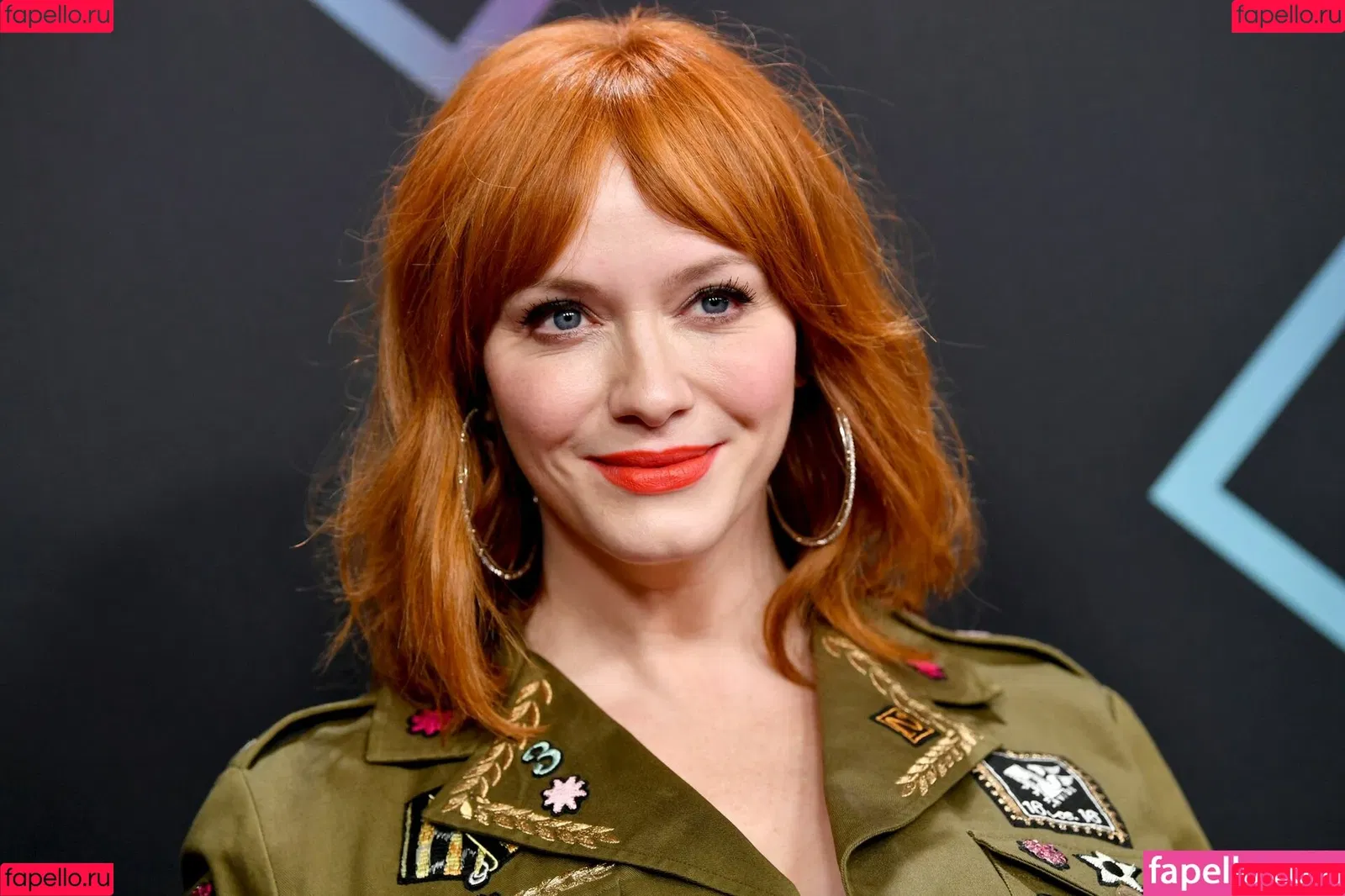 Christina Hendricks / actuallychristinahendricks Onlyfans Photo Gallery 