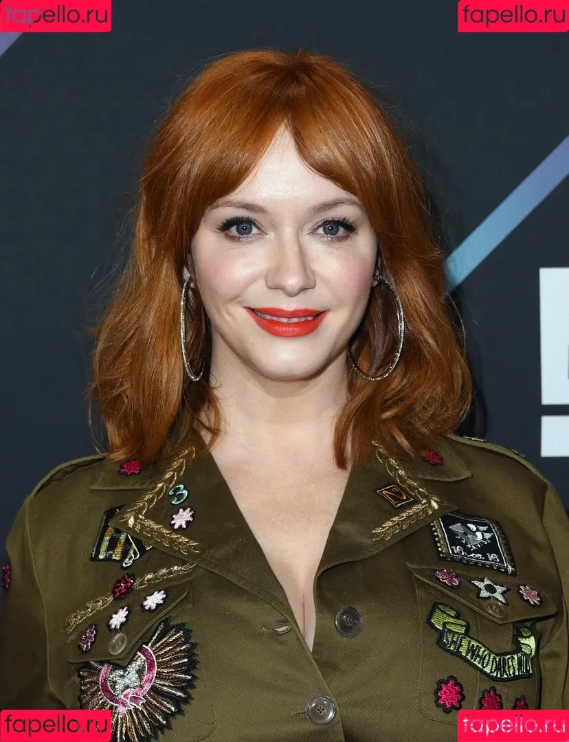Christina Hendricks / actuallychristinahendricks Onlyfans Photo Gallery 