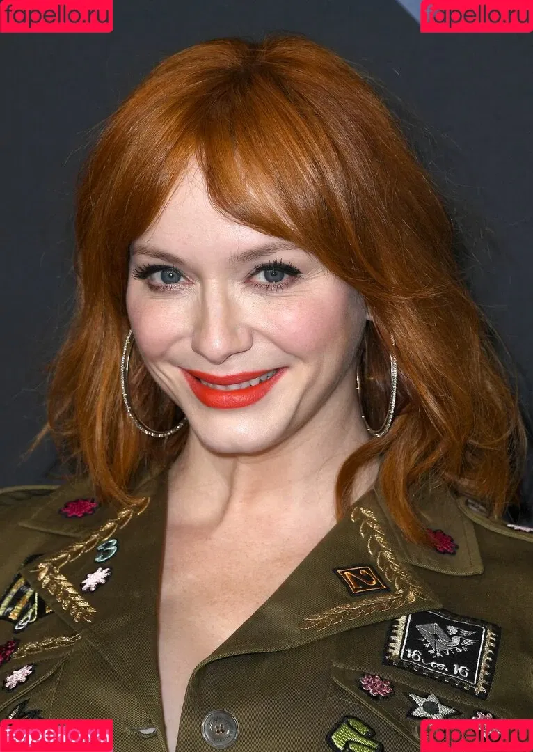 Christina Hendricks / actuallychristinahendricks Onlyfans Photo Gallery 