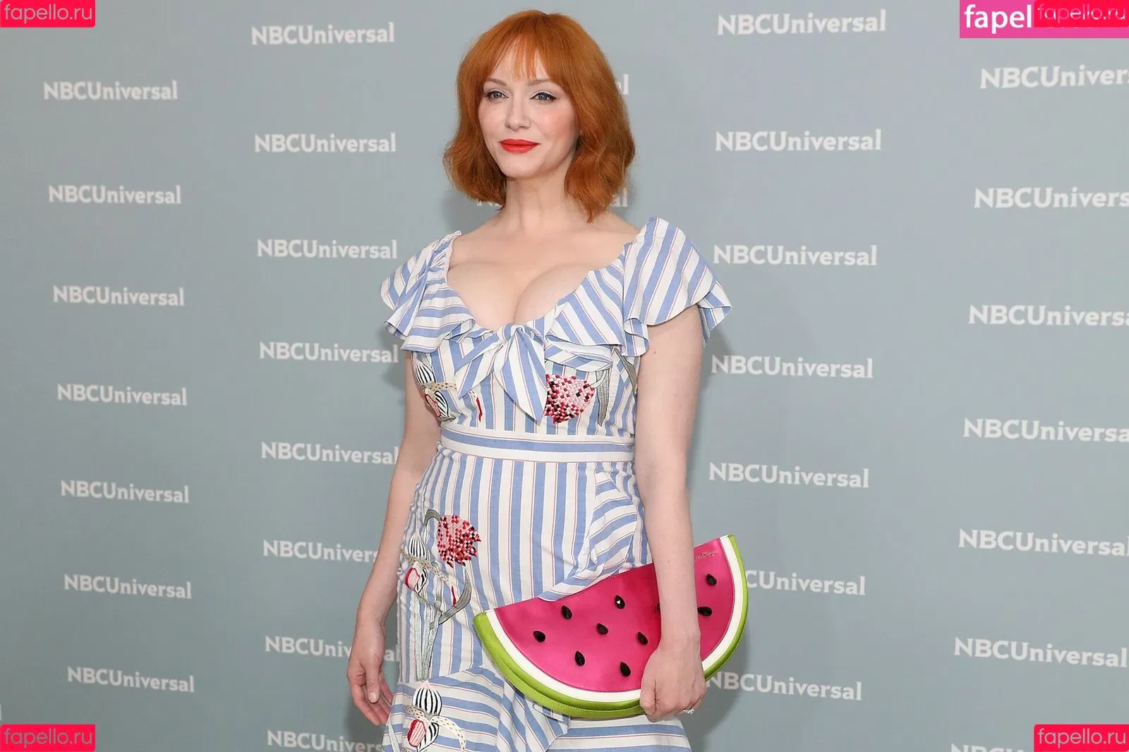 Christina Hendricks / actuallychristinahendricks Onlyfans Photo Gallery 