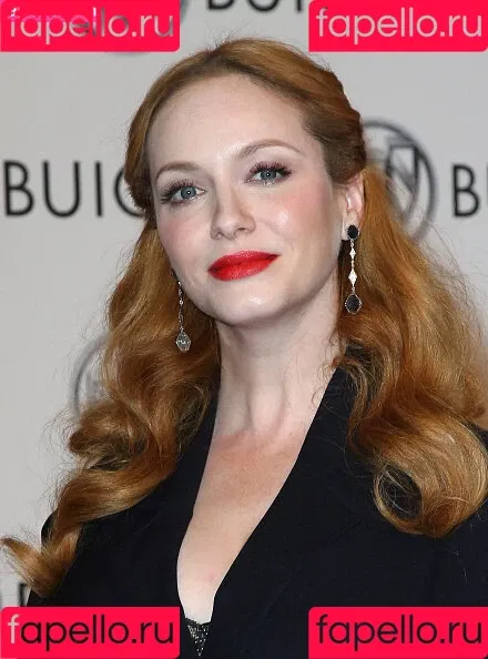 Christina Hendricks / actuallychristinahendricks Onlyfans Photo Gallery 