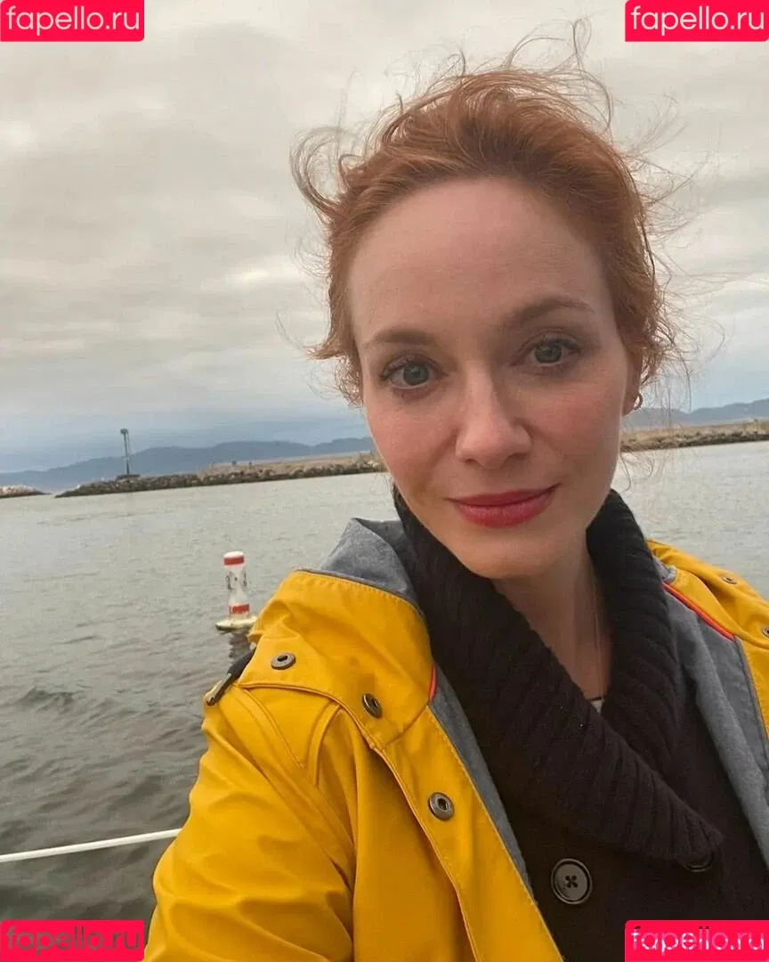 Christina Hendricks / actuallychristinahendricks Onlyfans Photo Gallery 
