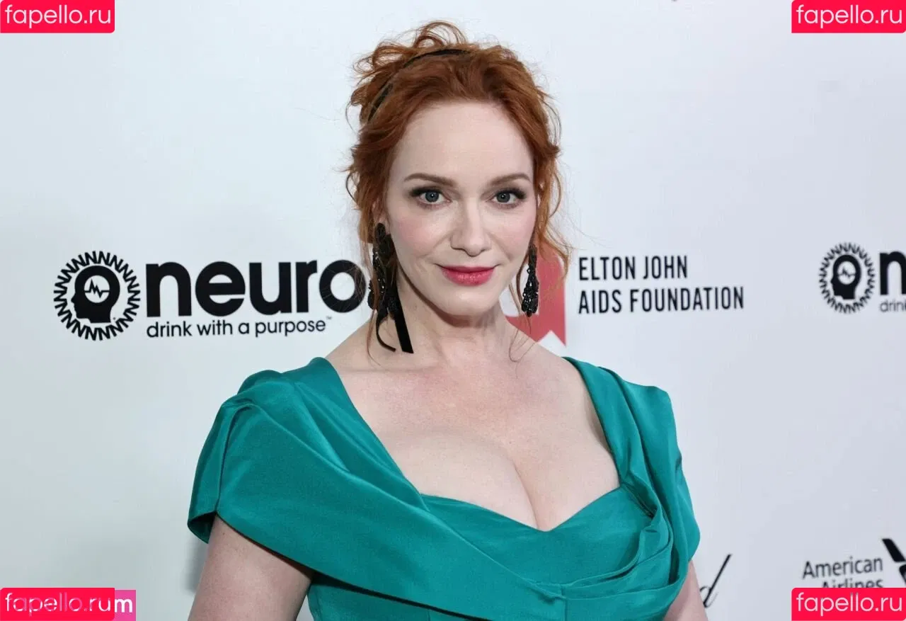 Christina Hendricks / actuallychristinahendricks Onlyfans Photo Gallery 