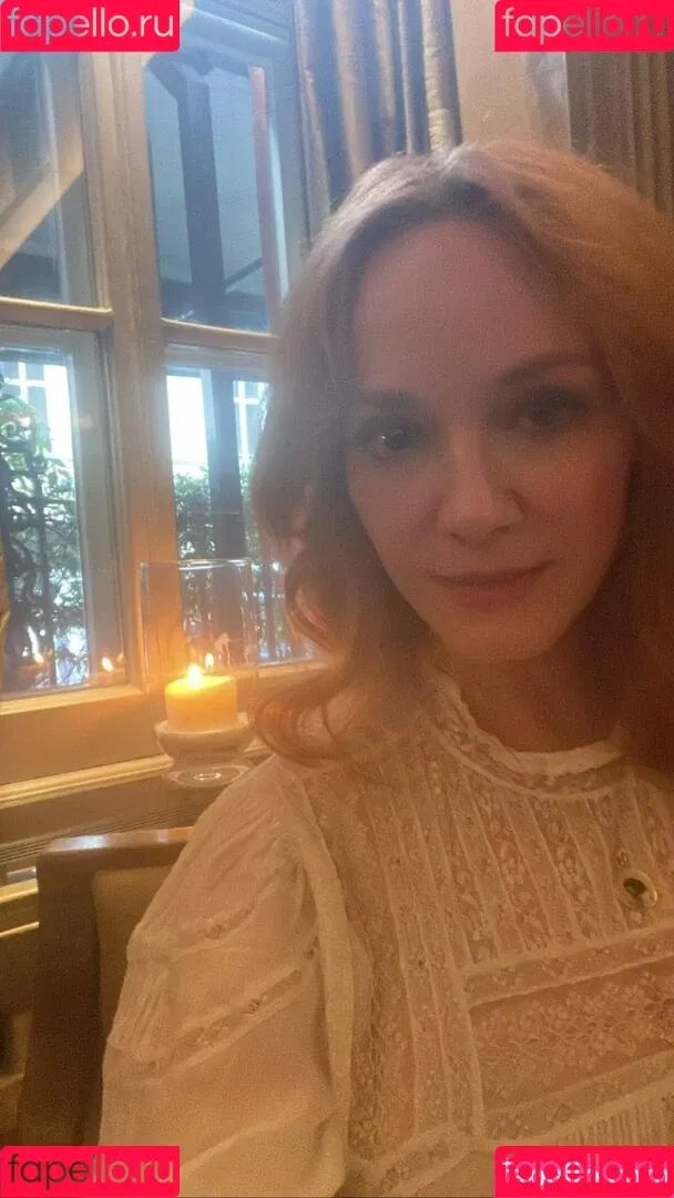 Christina Hendricks / actuallychristinahendricks Onlyfans Photo Gallery 