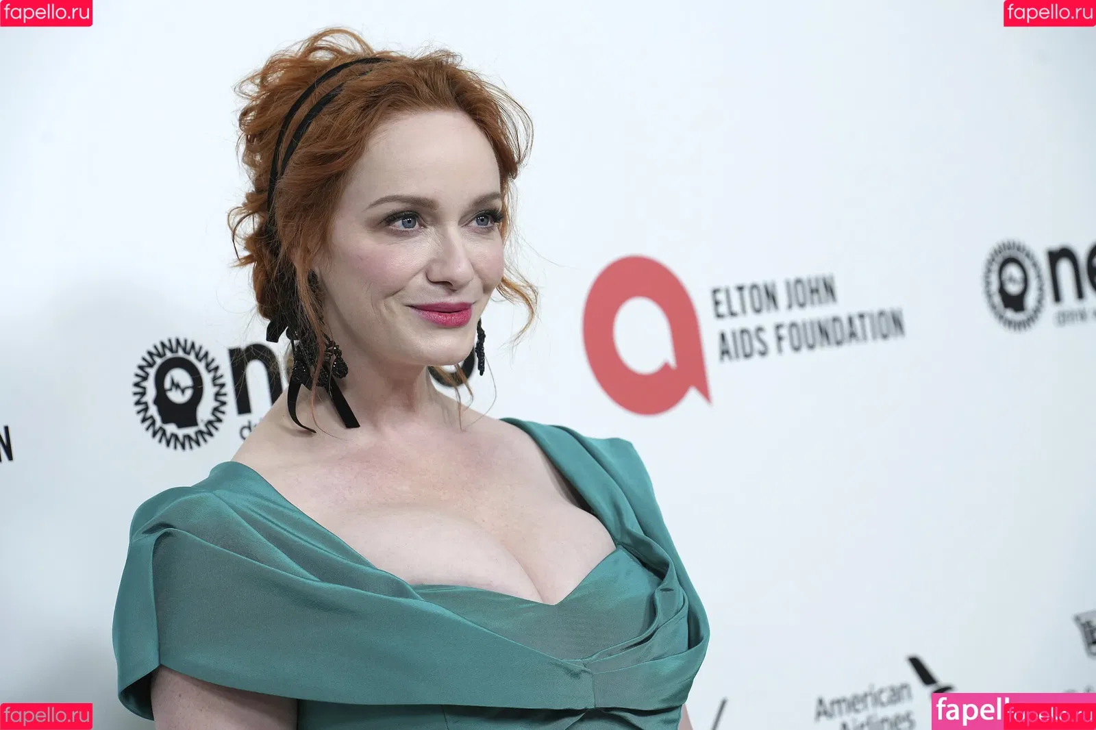 Christina Hendricks / actuallychristinahendricks Onlyfans Photo Gallery 