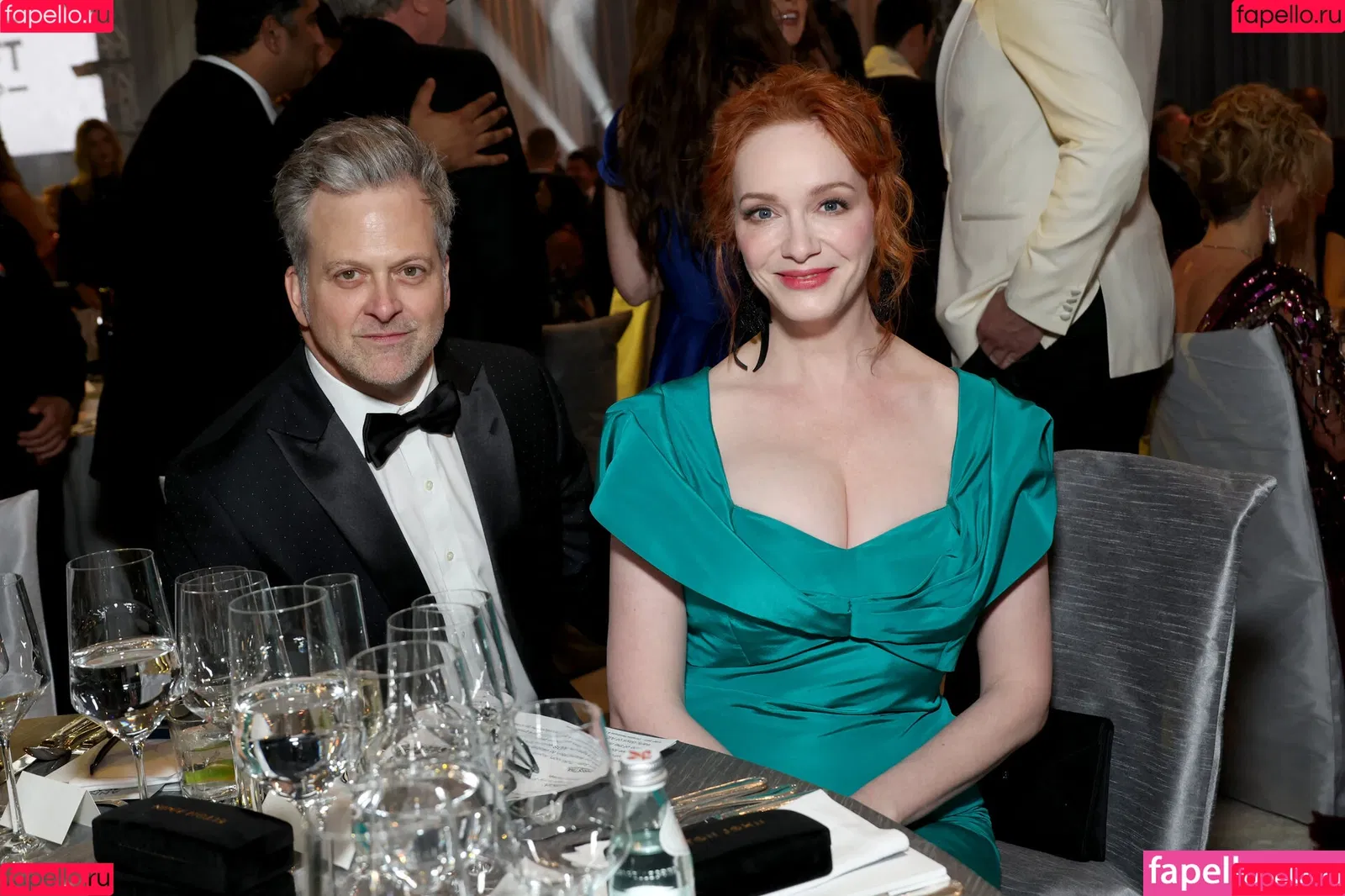Christina Hendricks / actuallychristinahendricks Onlyfans Photo Gallery 