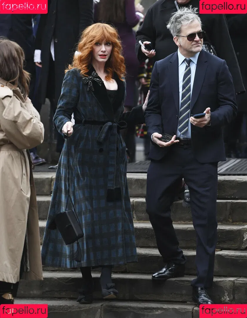 Christina Hendricks / actuallychristinahendricks Onlyfans Photo Gallery 