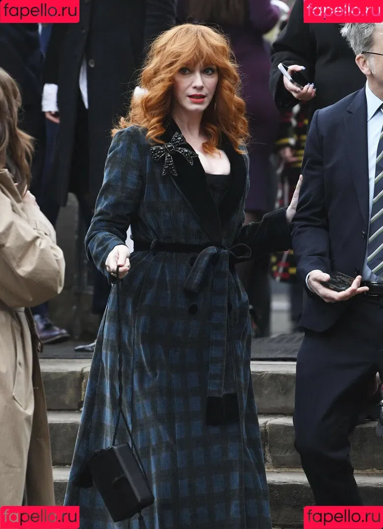 Christina Hendricks / actuallychristinahendricks Onlyfans Photo Gallery 