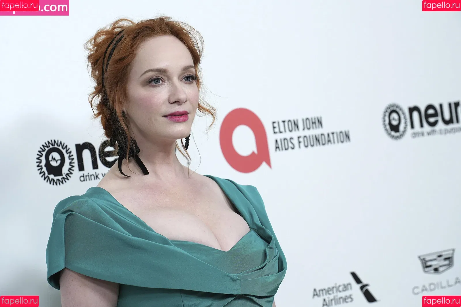Christina Hendricks / actuallychristinahendricks Onlyfans Photo Gallery 
