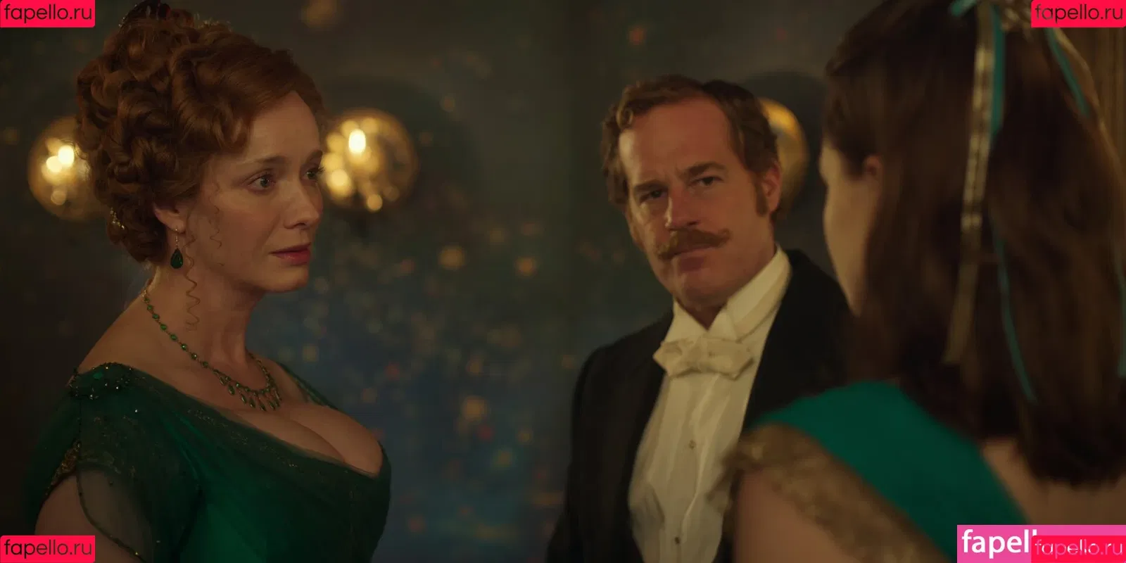 Christina Hendricks / actuallychristinahendricks Onlyfans Photo Gallery 