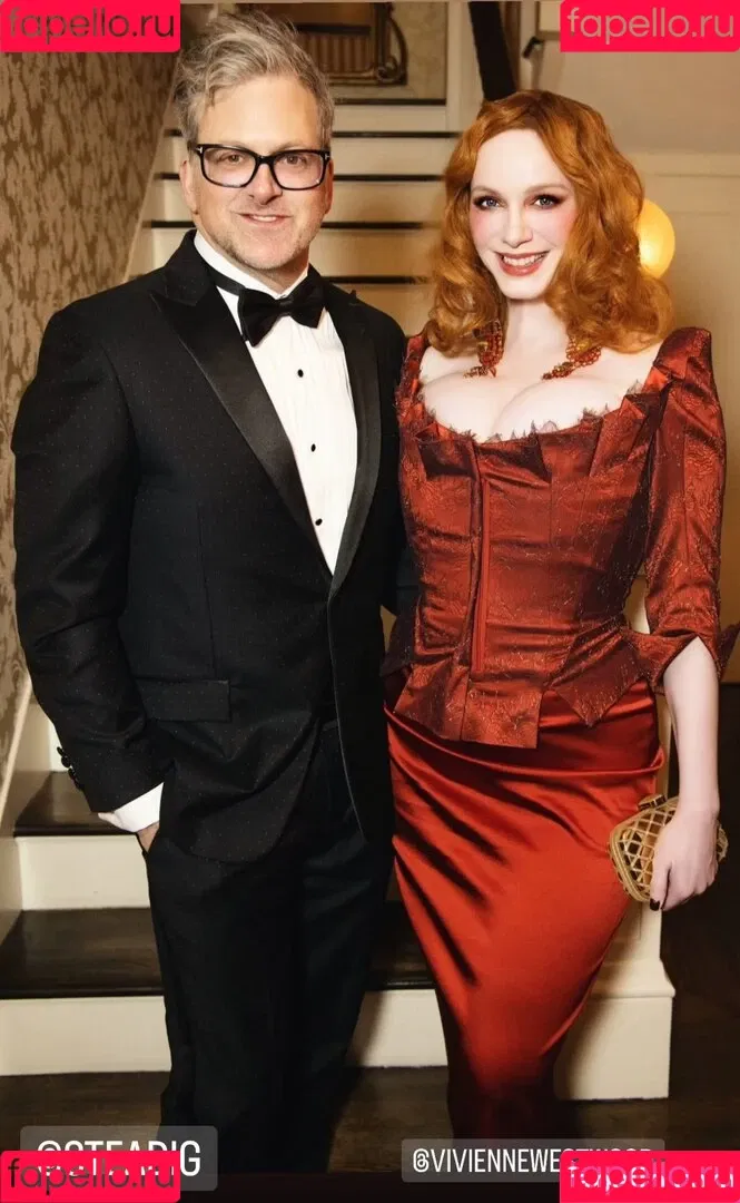 Christina Hendricks / actuallychristinahendricks Onlyfans Photo Gallery 
