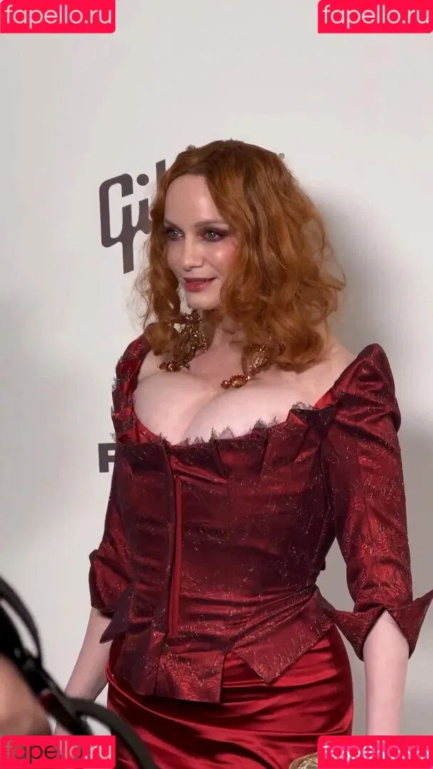 Christina Hendricks / actuallychristinahendricks Onlyfans Photo Gallery 