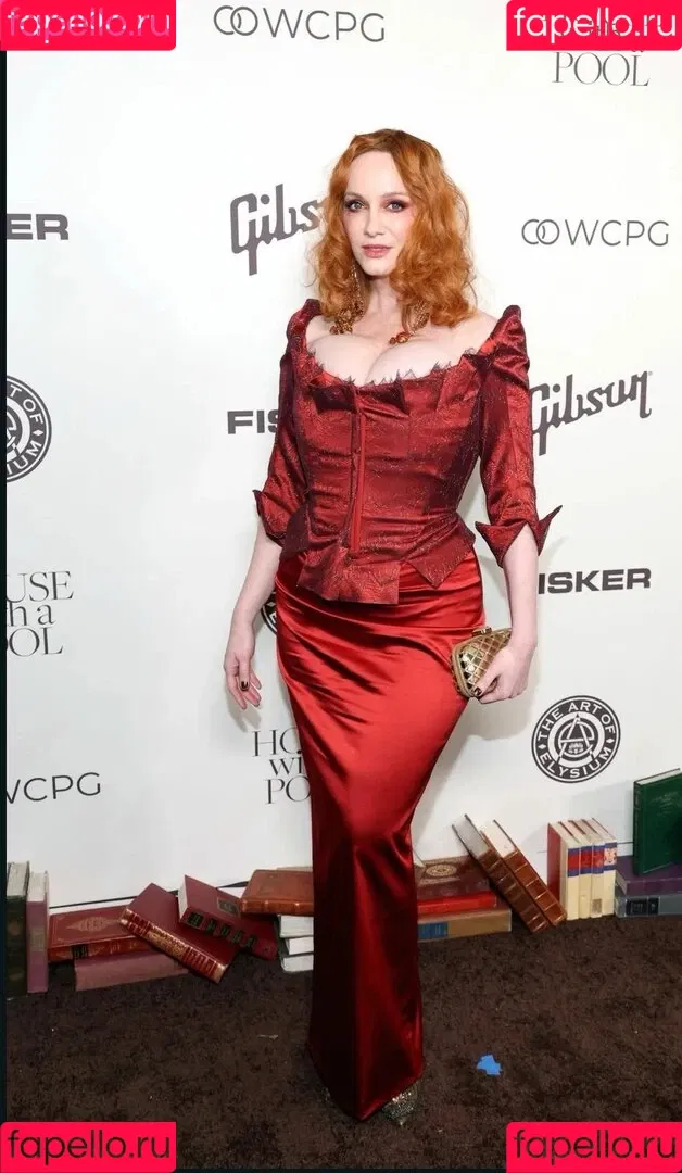 Christina Hendricks / actuallychristinahendricks Onlyfans Photo Gallery 