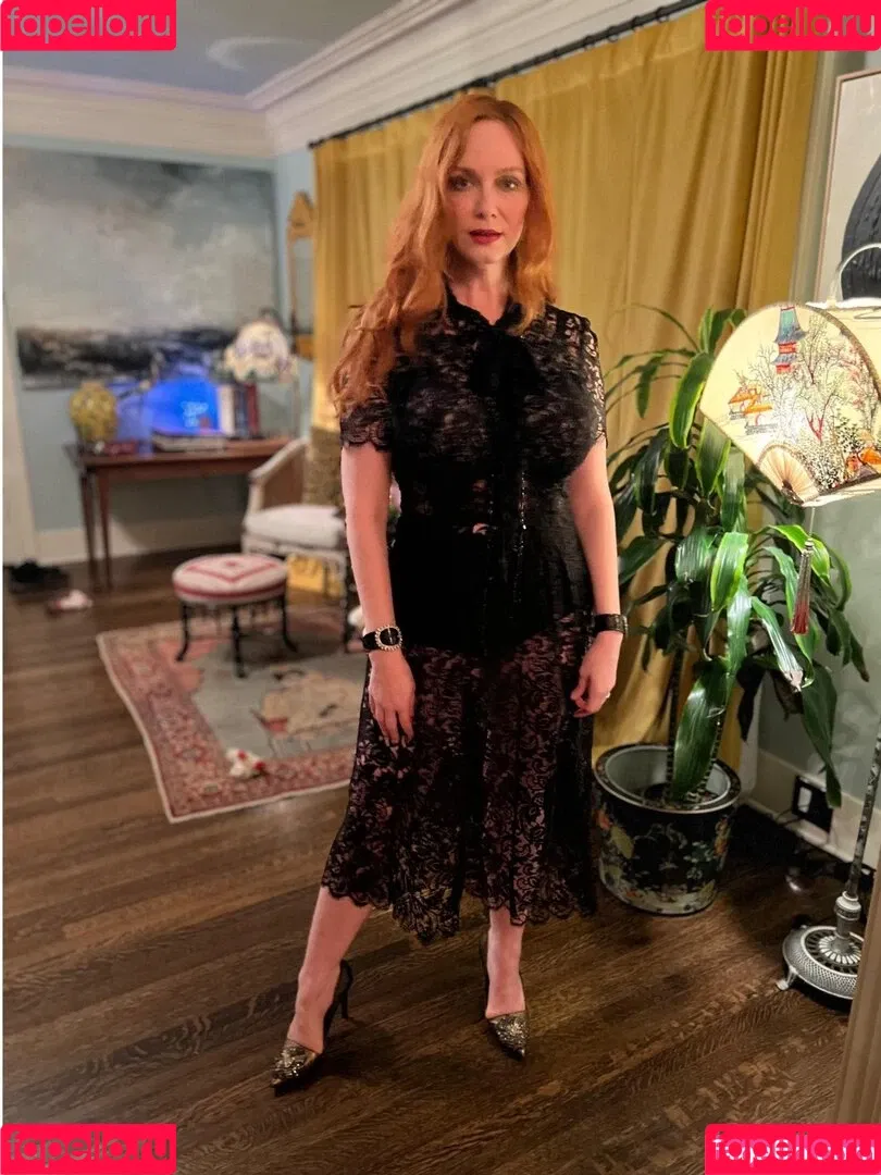 Christina Hendricks / actuallychristinahendricks Onlyfans Photo Gallery 