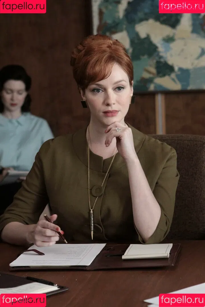 Christina Hendricks / actuallychristinahendricks Onlyfans Photo Gallery 