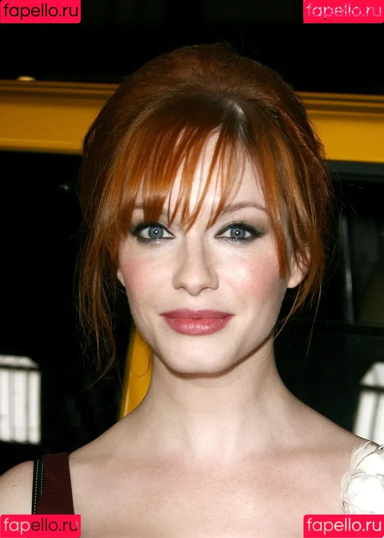 Christina Hendricks / actuallychristinahendricks Onlyfans Photo Gallery 