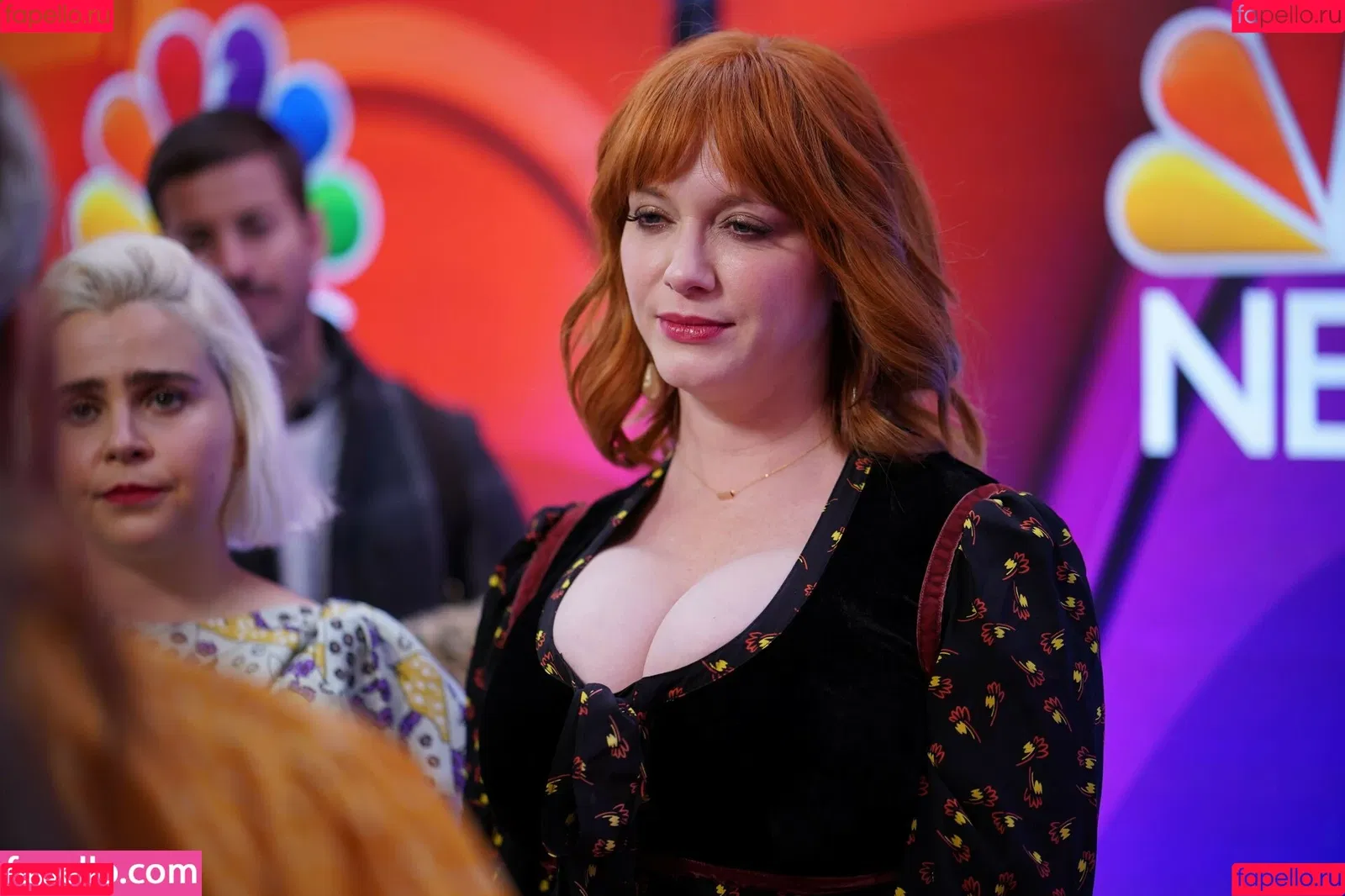 Christina Hendricks / actuallychristinahendricks Onlyfans Photo Gallery 