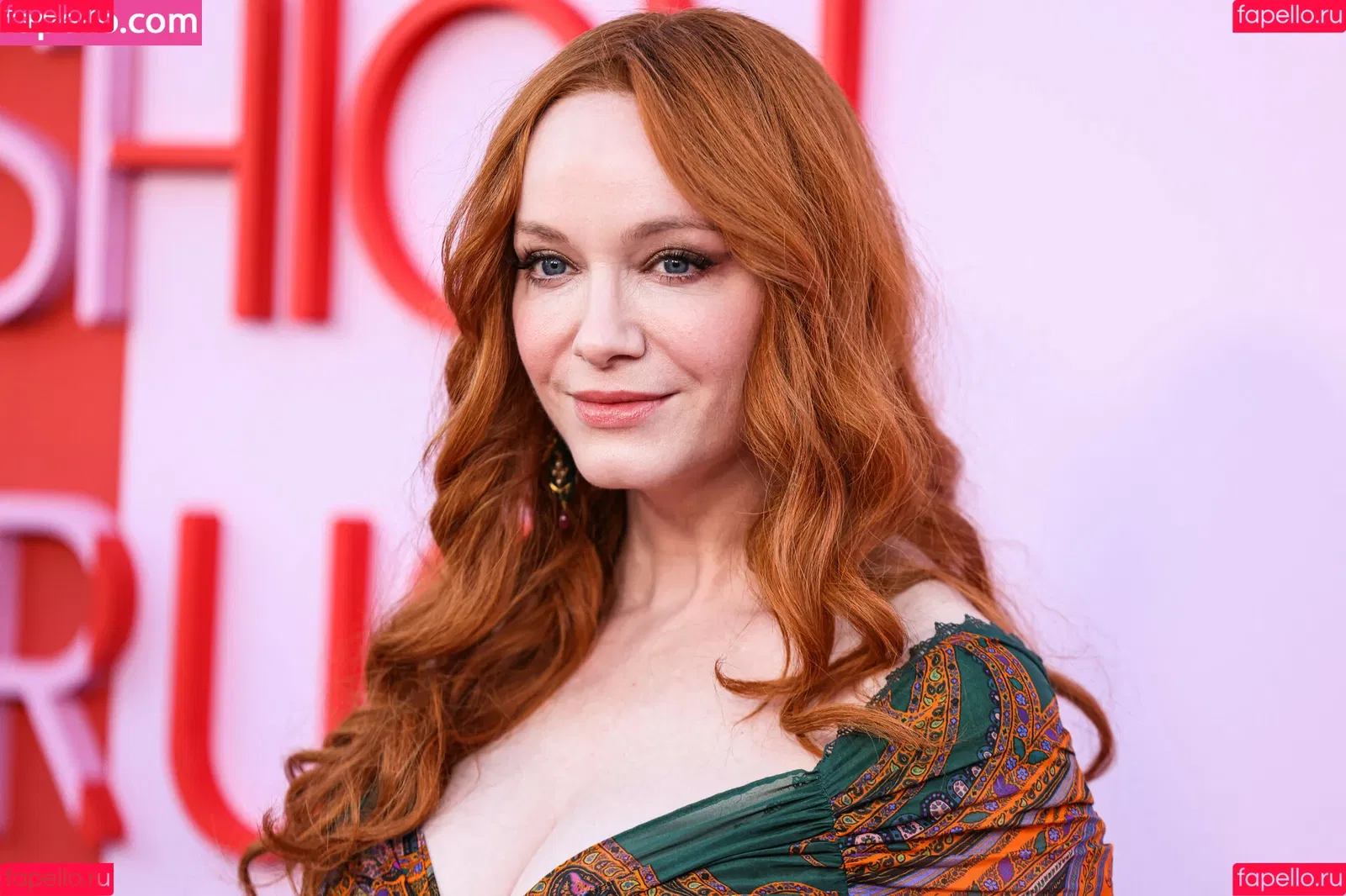 Christina Hendricks / actuallychristinahendricks Onlyfans Photo Gallery 