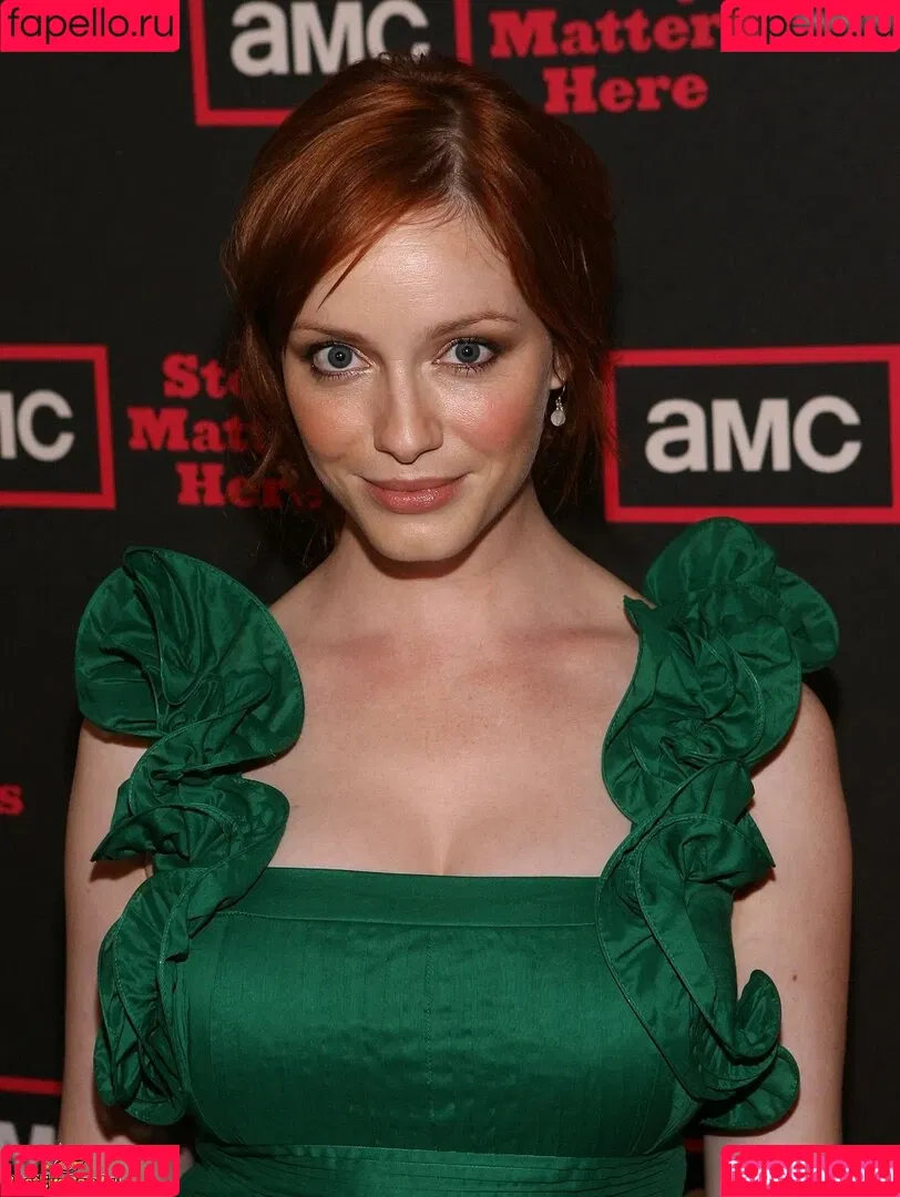 Christina Hendricks / actuallychristinahendricks Onlyfans Photo Gallery 