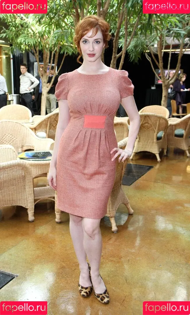 Christina Hendricks / actuallychristinahendricks Onlyfans Photo Gallery 