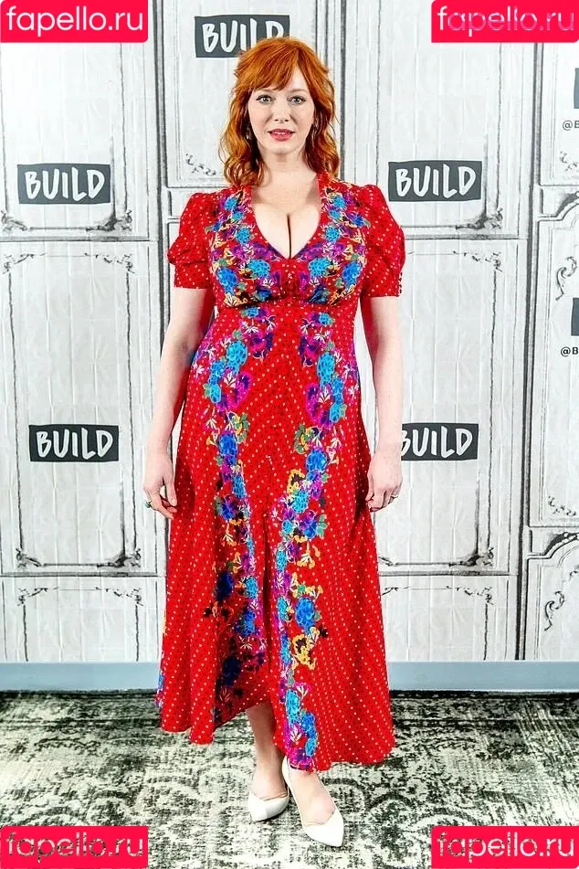 Christina Hendricks / actuallychristinahendricks Onlyfans Photo Gallery 