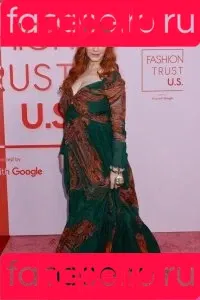 Christina Hendricks / actuallychristinahendricks Onlyfans Photo Gallery 