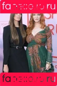 Christina Hendricks / actuallychristinahendricks Onlyfans Photo Gallery 