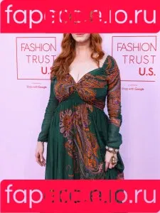 Christina Hendricks / actuallychristinahendricks Onlyfans Photo Gallery 