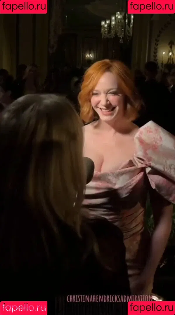 Christina Hendricks / actuallychristinahendricks Onlyfans Photo Gallery 
