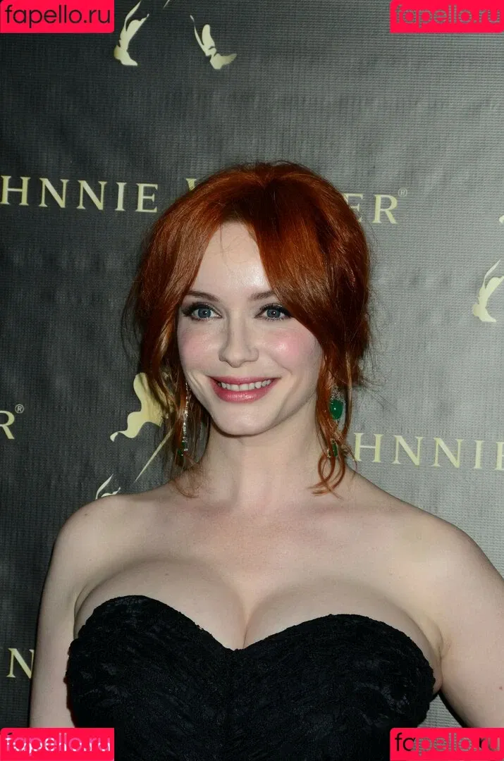 Christina Hendricks / actuallychristinahendricks Onlyfans Photo Gallery 